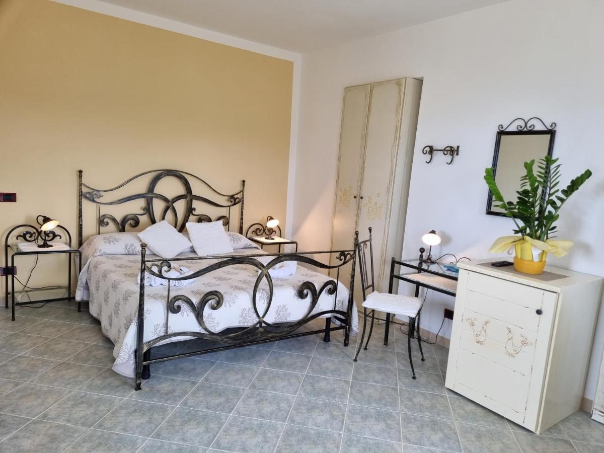 Agriturismo Finagliosu Palmadula Luaran gambar