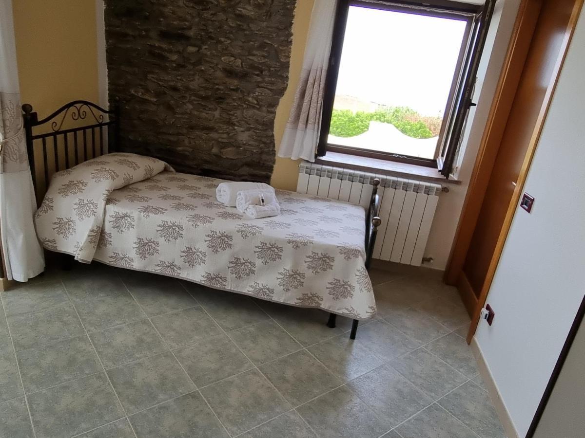 Agriturismo Finagliosu Palmadula Luaran gambar